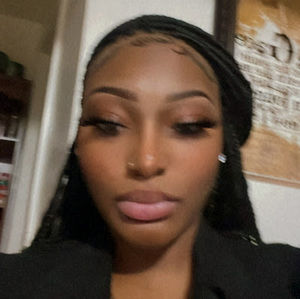 Meet your Posher, Reneisha